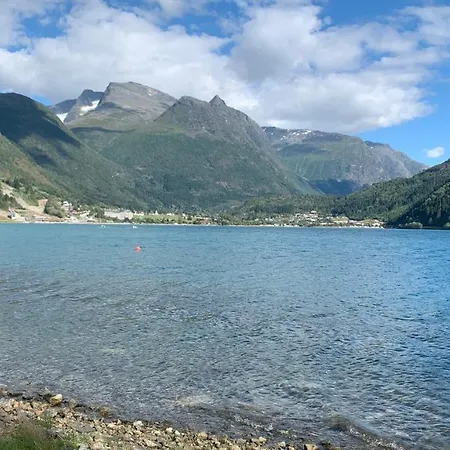 Solvik - Fjord View In 公寓 卢恩