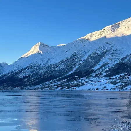 Solvik - Fjord View In