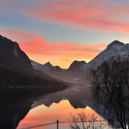 Solvik - Fjord View In * 卢恩
